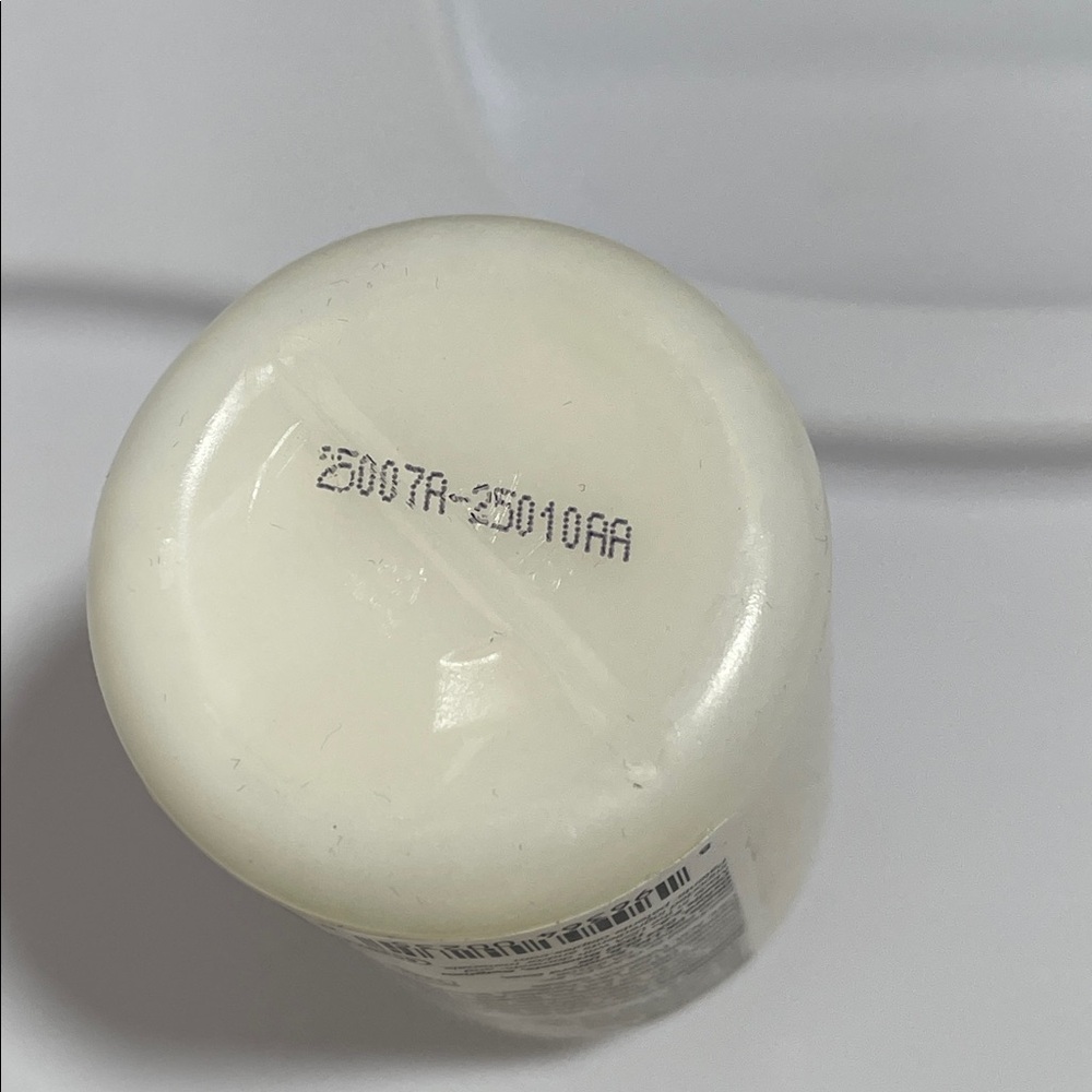 OLAPLEX Nº.3 HAIR PERFECTOR Repairs and Strengthens for all hair types 2 bottles - Picture 3 of 4